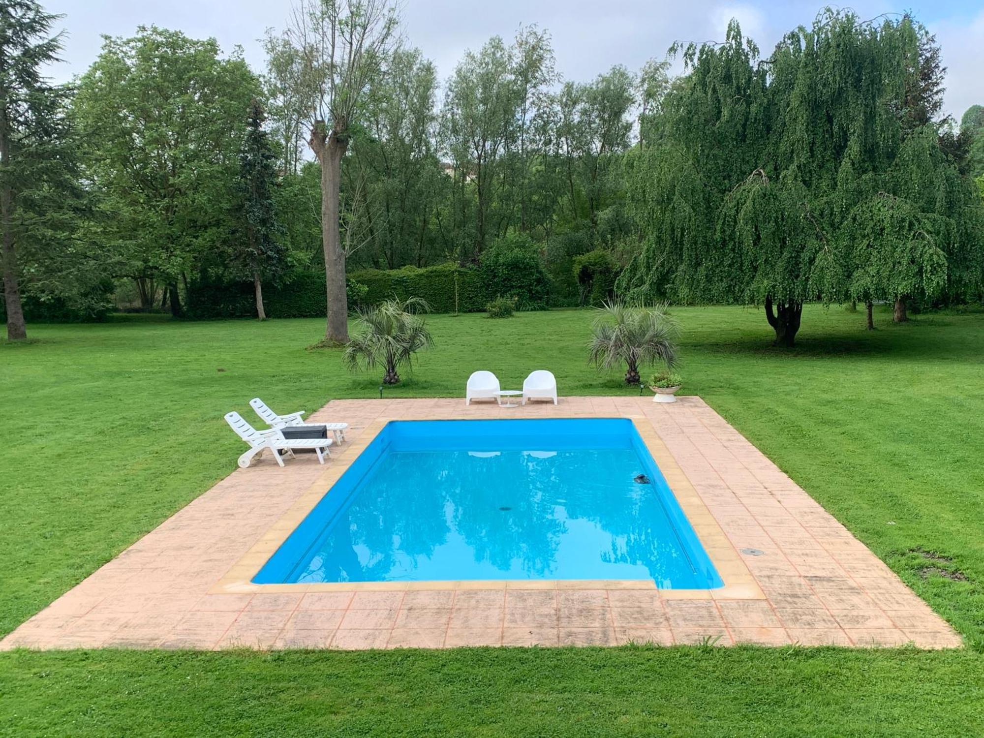 Appartement Familial Au Bord De La Marne, Jardin 8000M2, Piscine, Court De Tennis, Terrasse, Parking Gratuit Proche Disneyland Isles-lès-Villenoy Exteriör bild