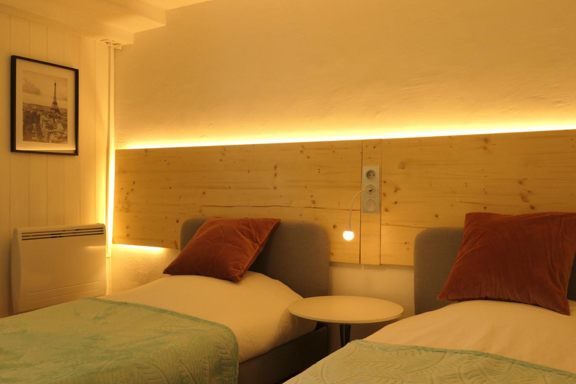 Appartement Familial Au Bord De La Marne, Jardin 8000M2, Piscine, Court De Tennis, Terrasse, Parking Gratuit Proche Disneyland Isles-lès-Villenoy Exteriör bild
