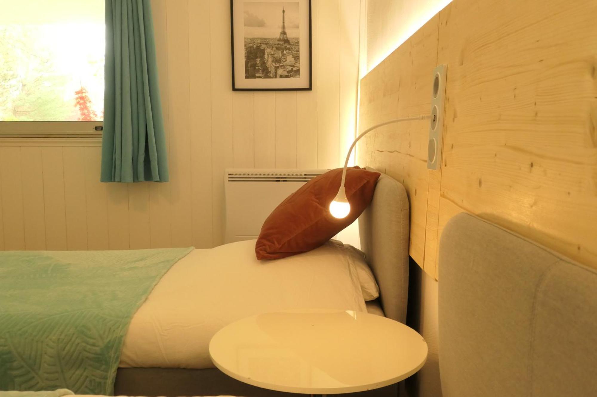 Appartement Familial Au Bord De La Marne, Jardin 8000M2, Piscine, Court De Tennis, Terrasse, Parking Gratuit Proche Disneyland Isles-lès-Villenoy Exteriör bild